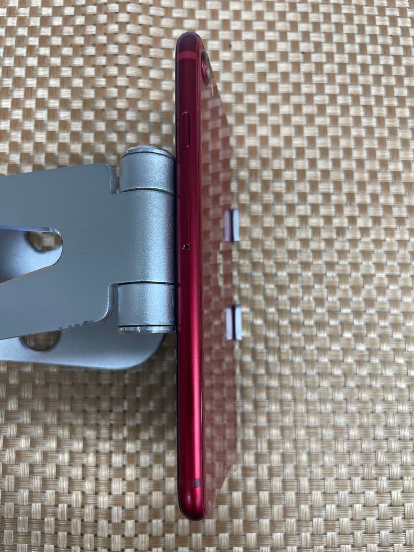 iPhone SE 第3世代 64 GBレッドSIMフリー【7164】