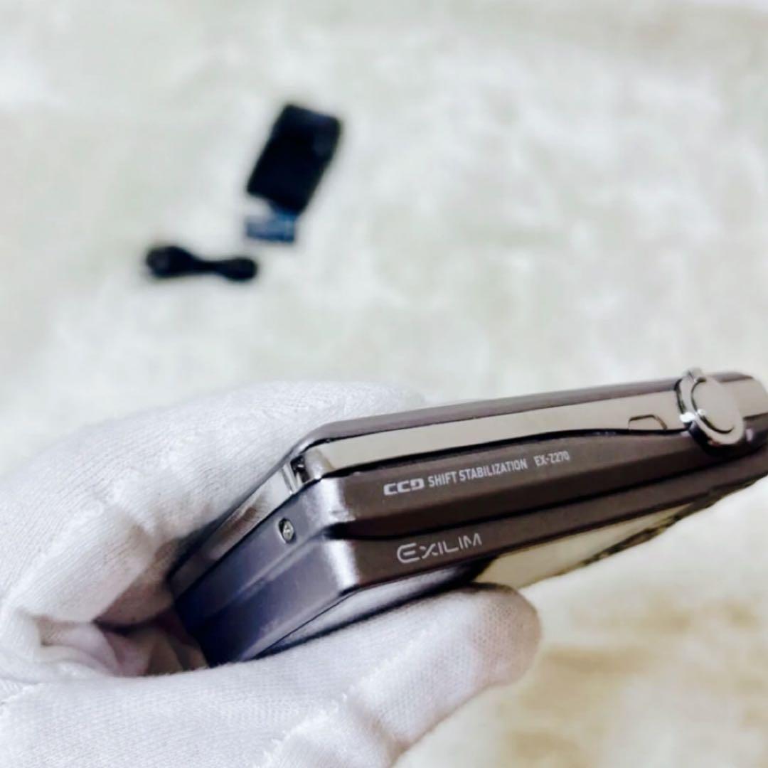 CASIO EXILIM EX-Z270 動作確認済み　コンデジ　コンパクト