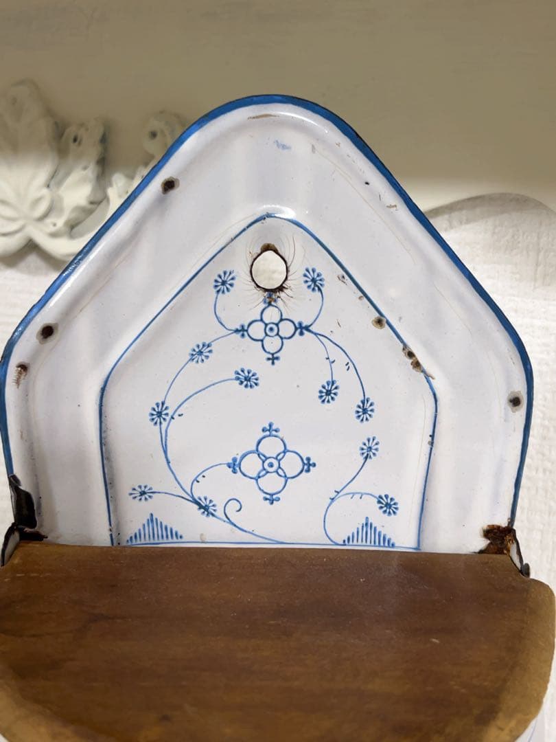 フレンチアンティーク＊サキソニー柄ホーローSel缶木製蓋＊レア