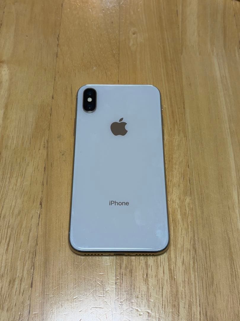 Apple iPhone X シルバー 本体 + EarPods