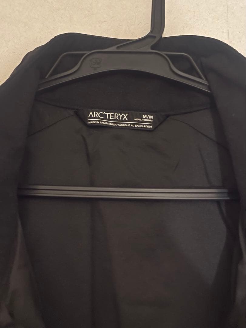 Arc’teryx atom vest black