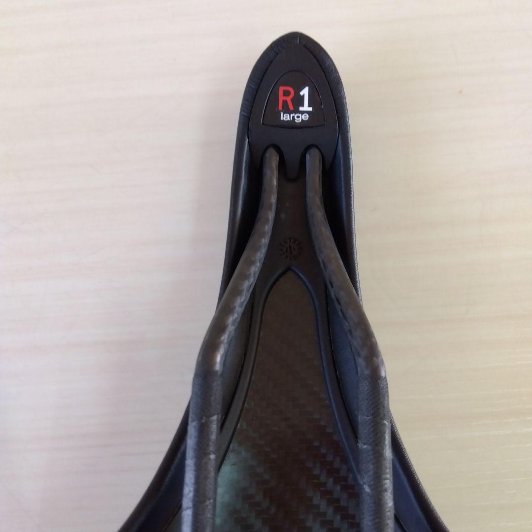 fi'zi:k aliante r1 サドル ラージタイプ 黒