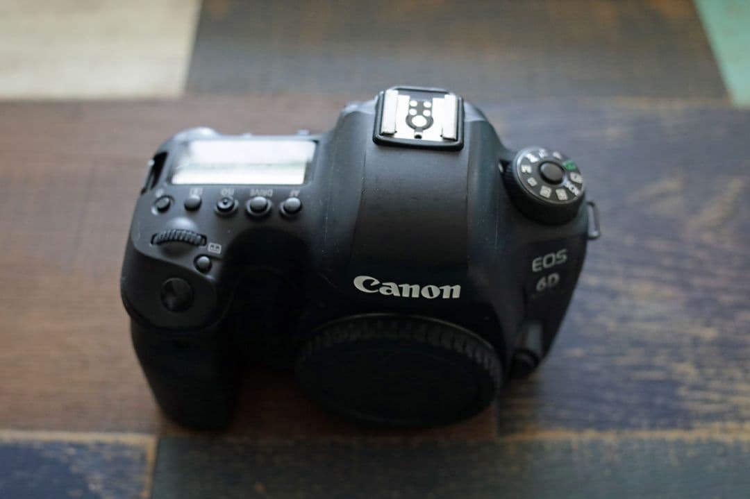 M*A様 キャノン EOS6D mark2ボディ 難あり【再出品】