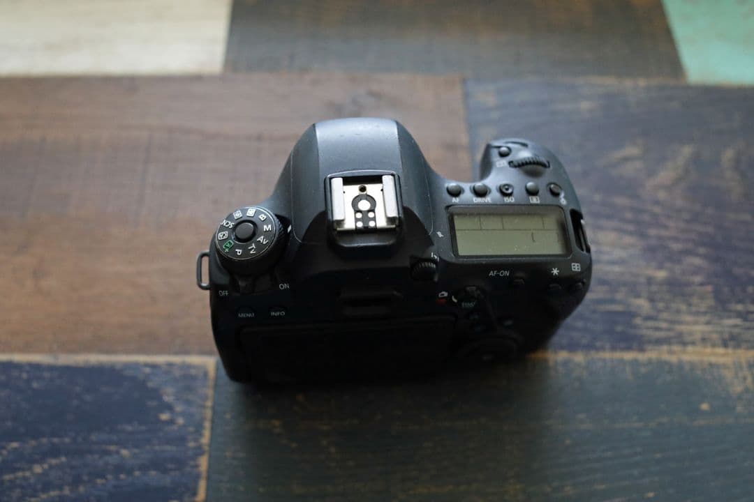 M*A様 キャノン EOS6D mark2ボディ 難あり【再出品】