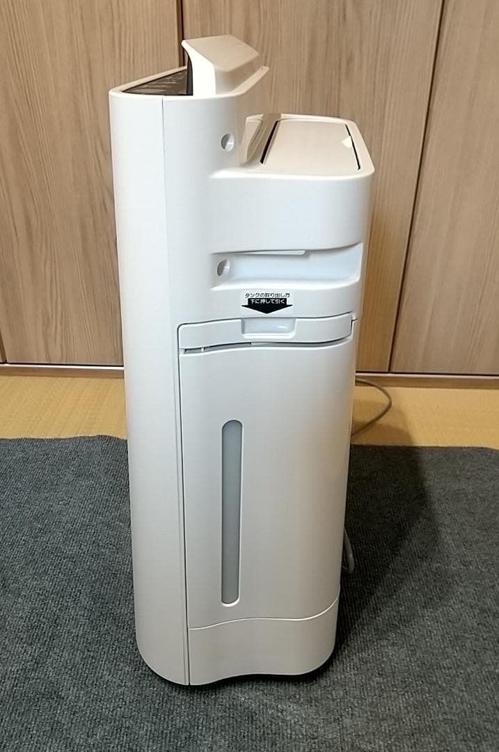 SHARP 空気清浄機 25年式　KC-S50W-W