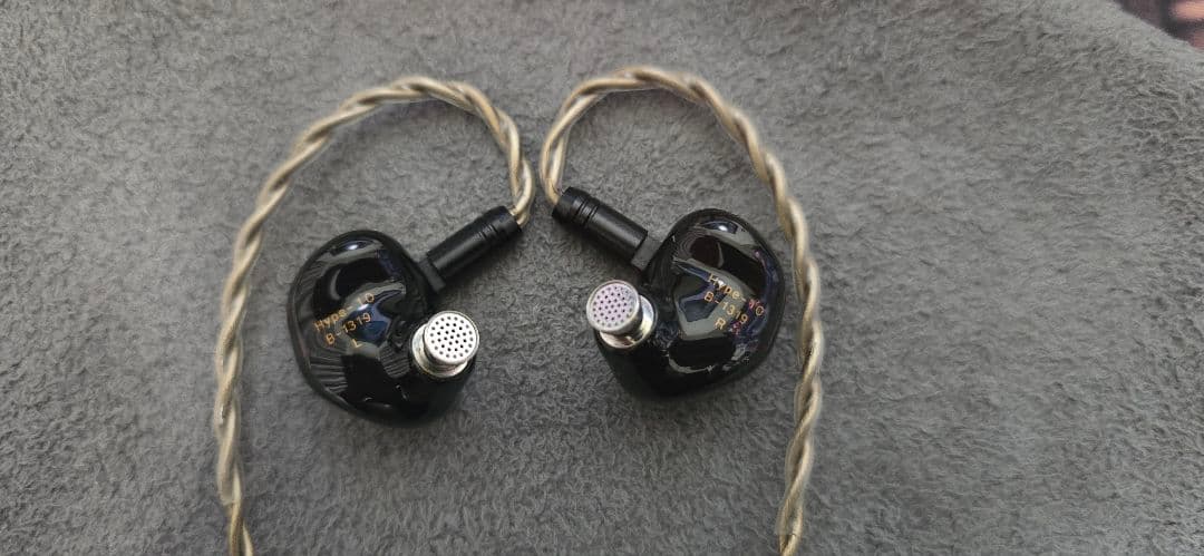 THIEAUDIO Hype10 保証書有り 値下げ交渉可