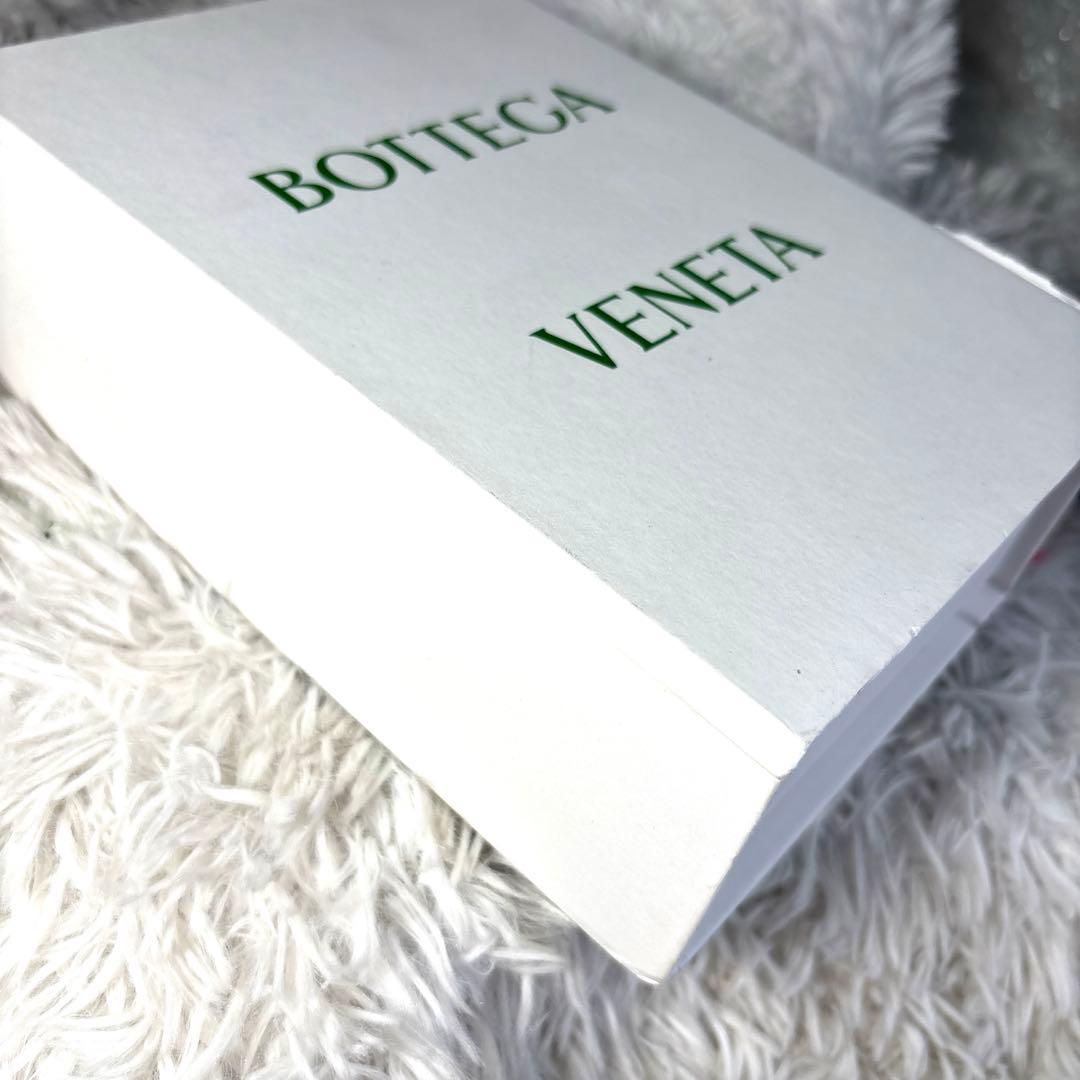 【美品】希少　Bottega Veneta トライアングルキーリング ピンク