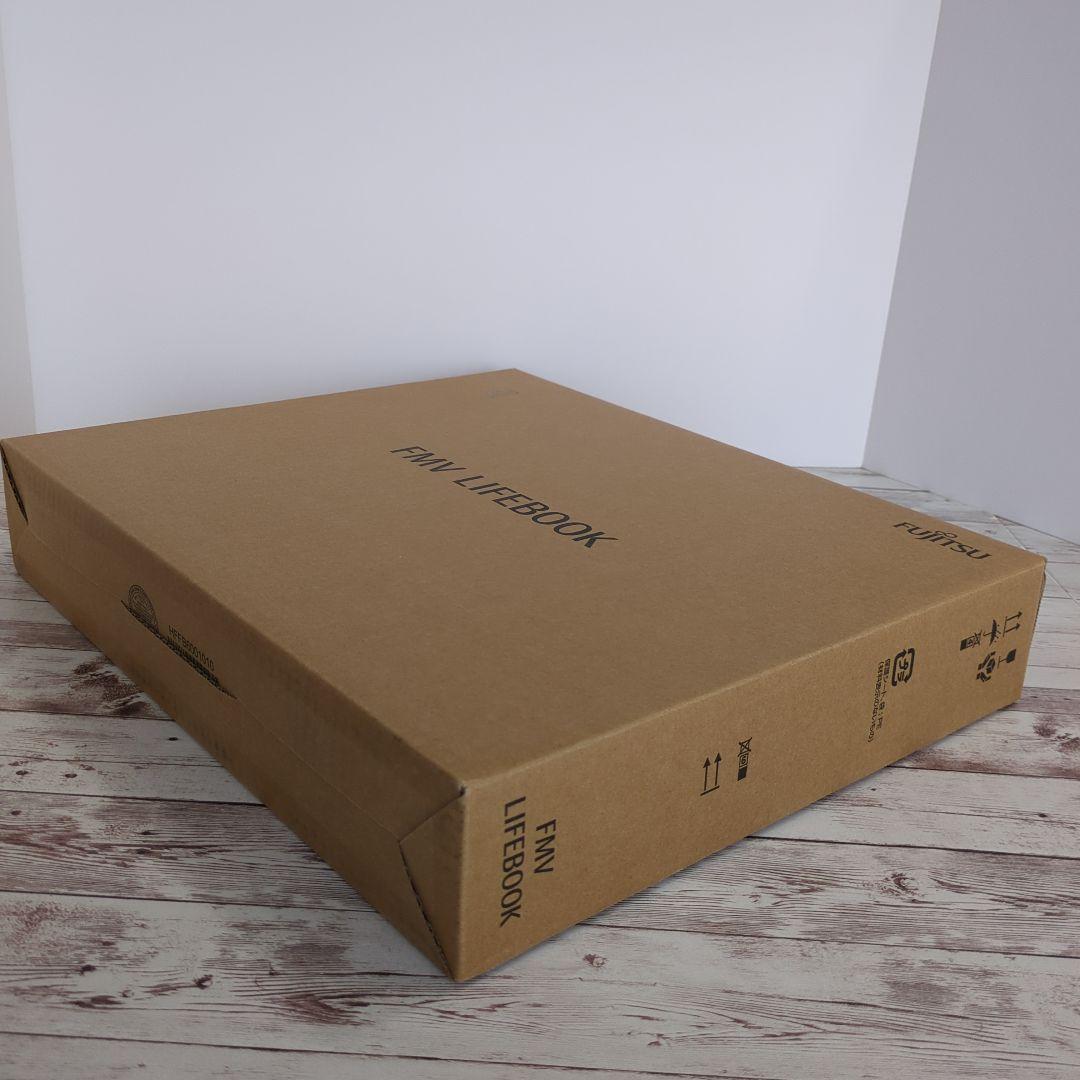 【美品】2021 富士通 FMVA LIFEBOOK ホワイト AH42/E1
