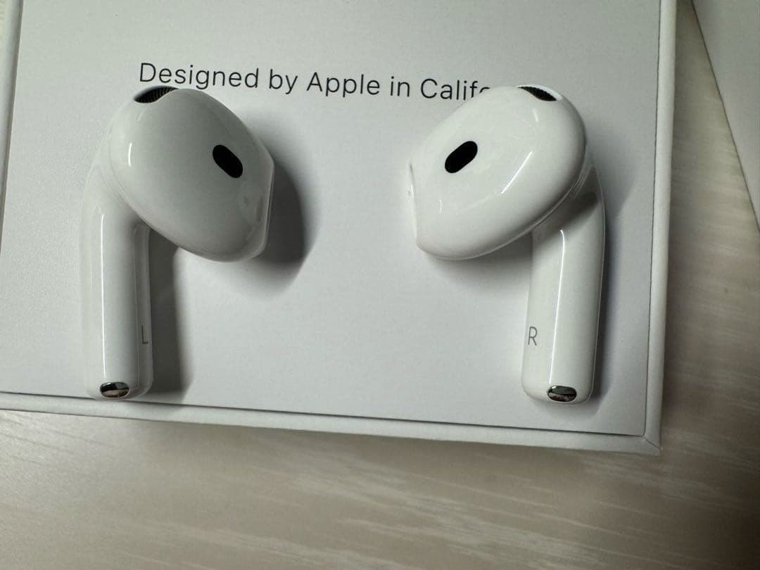 airpods ４ANC搭載　25年6月購入　動作確認・リセット・掃除消毒済み