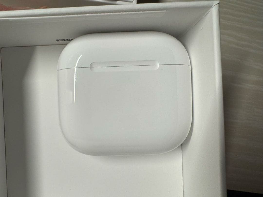airpods ４ANC搭載　25年6月購入　動作確認・リセット・掃除消毒済み
