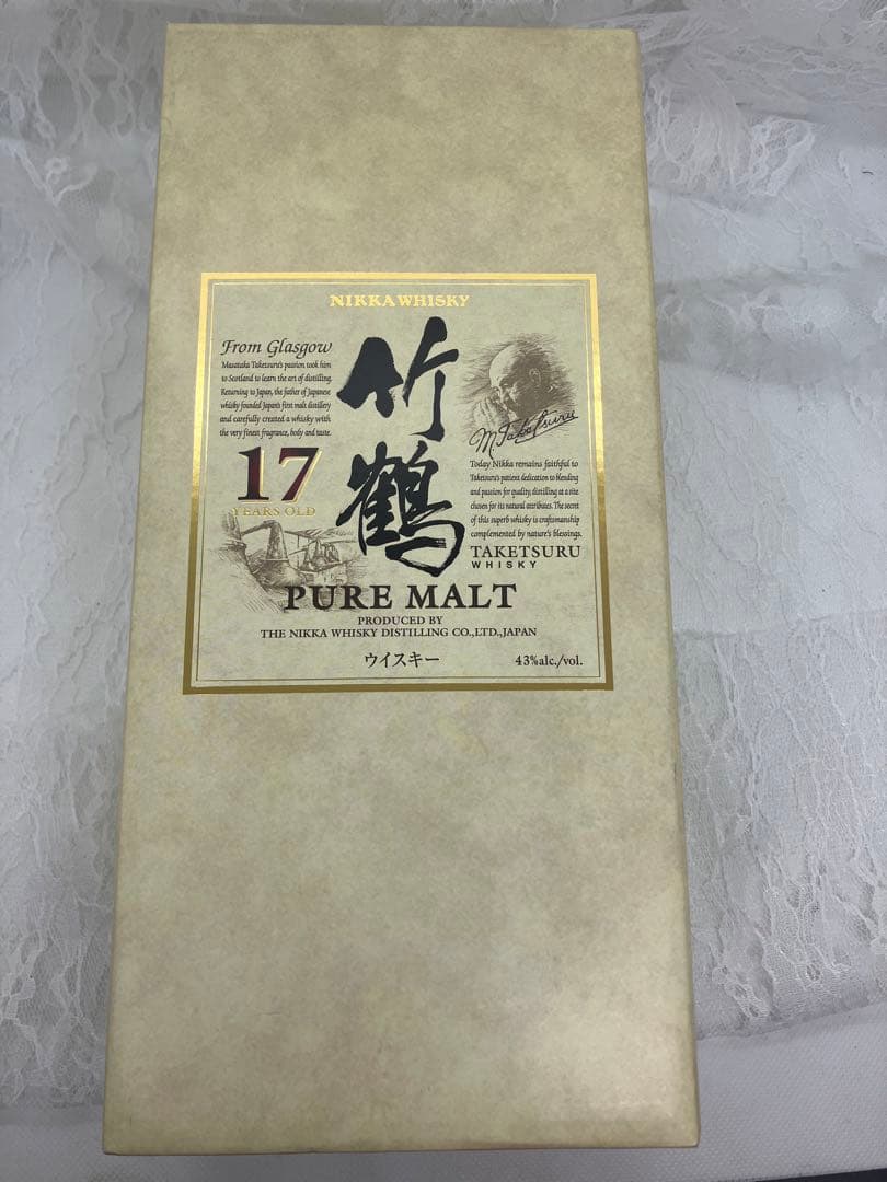 竹鶴17年　ピュアモルト　ニッカウィスキー　ジャパニーズウィスキー　未開封品