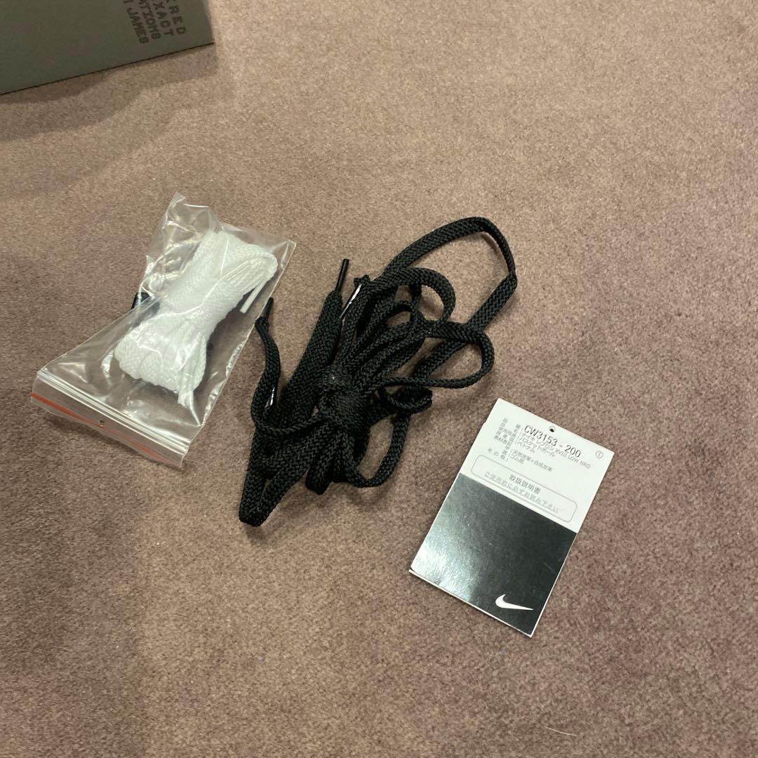 レブロン18 low NRG × アトモス コラボ　ソックス付き 28cm