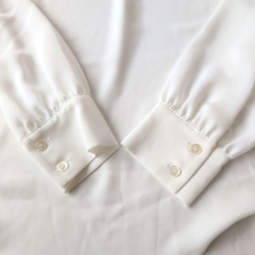 m*a様 theory luxe セオリーリュクス 新品 ホワイト 長袖 ブラウ