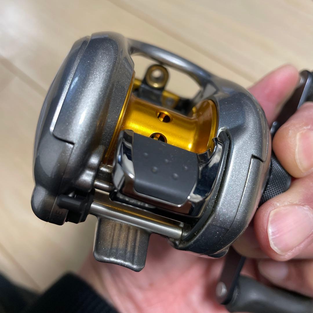 シマノ　07メタニウムmg7 ライトハンドル（パーツおまけ）