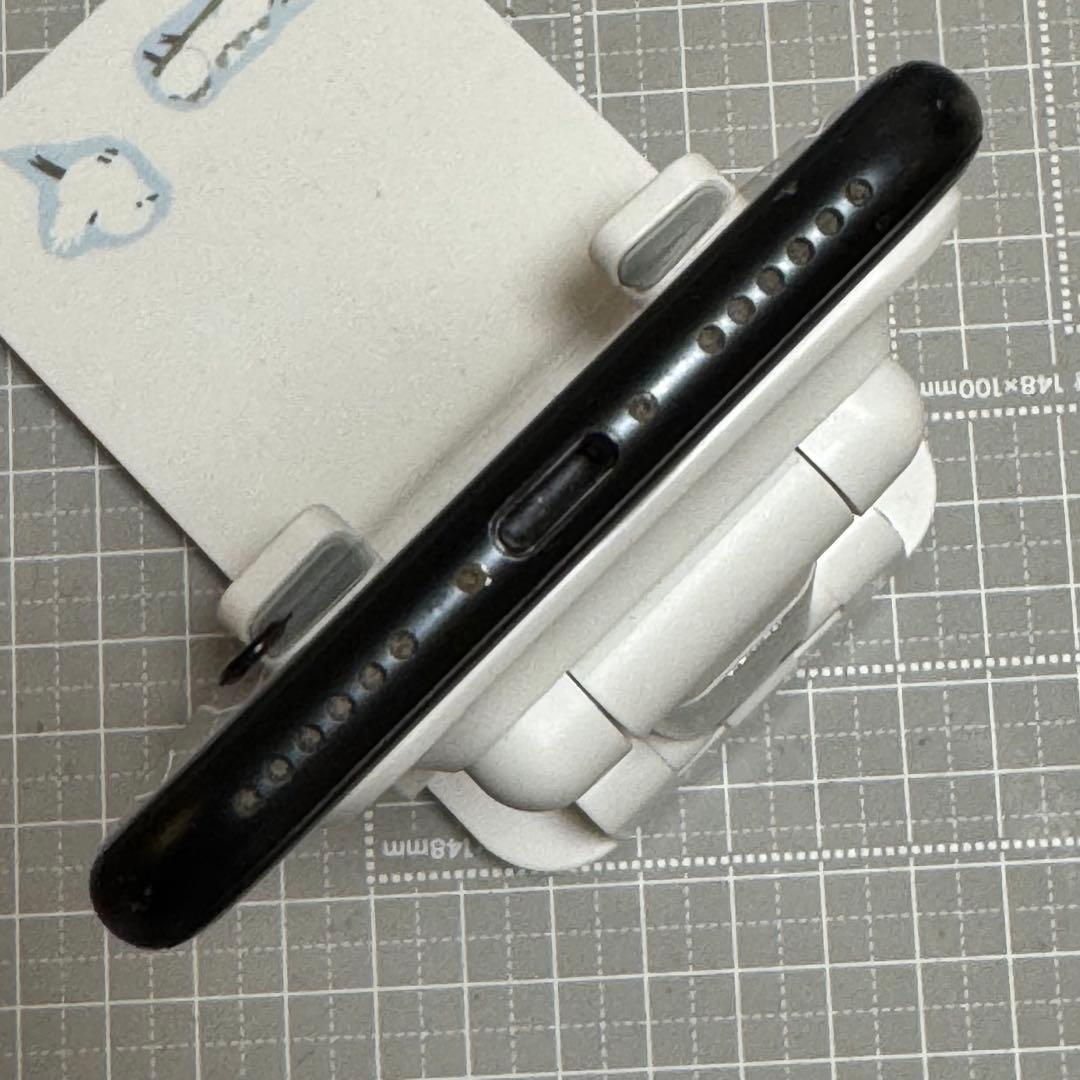 iPhoneSE 第3世代 64GB ミッドナイト バッテリー82%