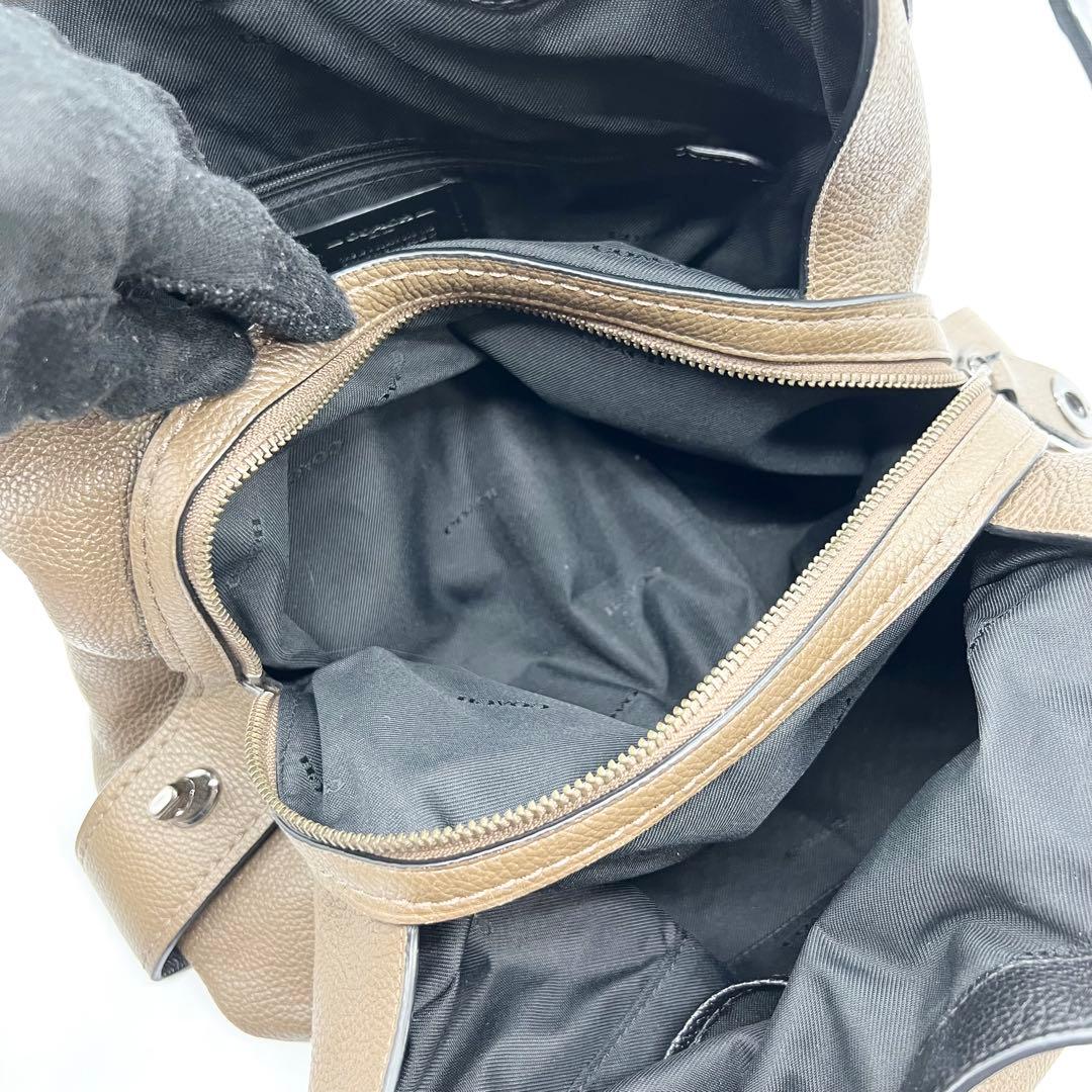 美品✨コーチ　ショルダーバッグ　ウエスタンリベット　イーディー　レザー　ブラウン