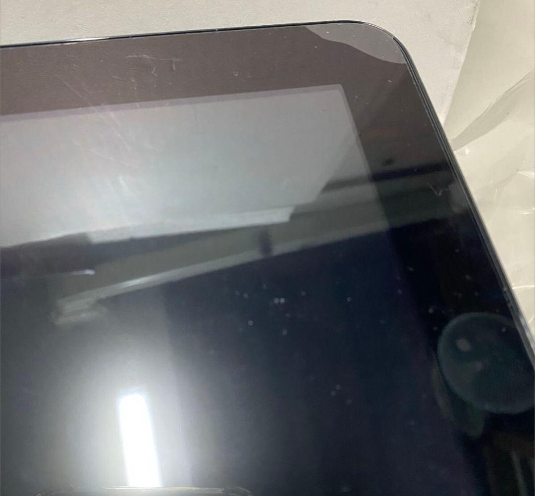 Galaxy View SM-T670　美品