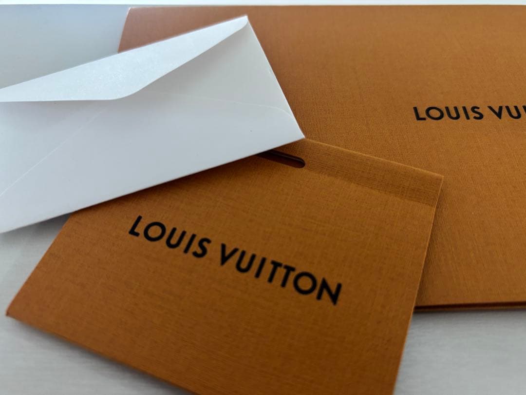 LOUIS VUITTON ROSE DES VENTS 香水