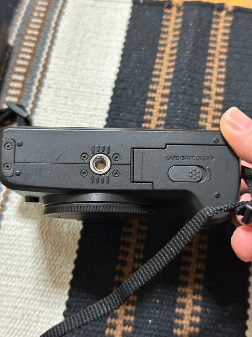 Canon EOS Kiss M ダブルレンズセット　ミラーレス