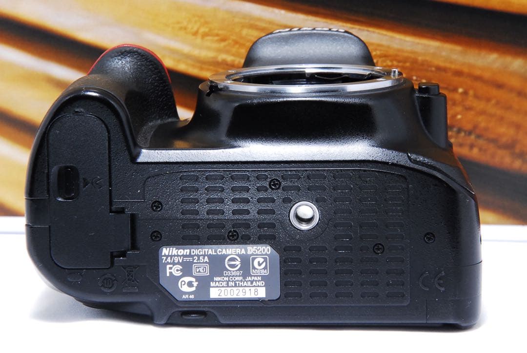 Nikon D5200⭐️スマホに転送♪⭐️初心者用⭐️自撮りラクラク 元箱付き