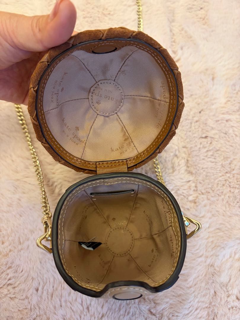 C*A様 ケイトスペード　3D クロスボディバック　どんぐり　ドングリ