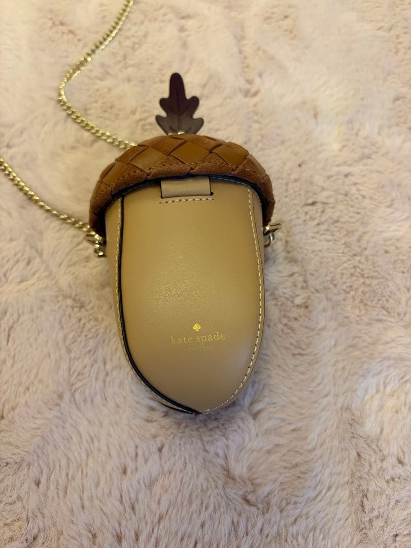 C*A様 ケイトスペード　3D クロスボディバック　どんぐり　ドングリ