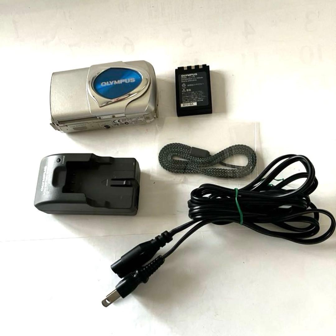 OLYMPUS μ-10 コンパクトデジタルカメラ シルバー