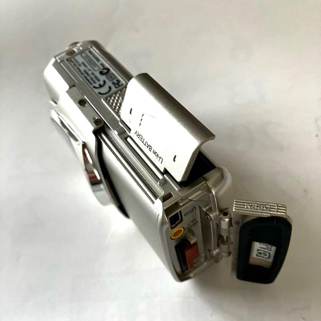 OLYMPUS μ-10 コンパクトデジタルカメラ シルバー