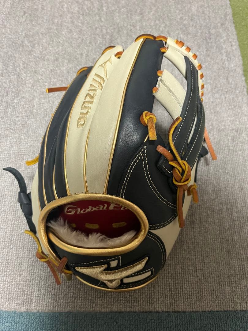 y*u様 ミズノ グローバルエリート 軟式 グラブ 勝色コレクション