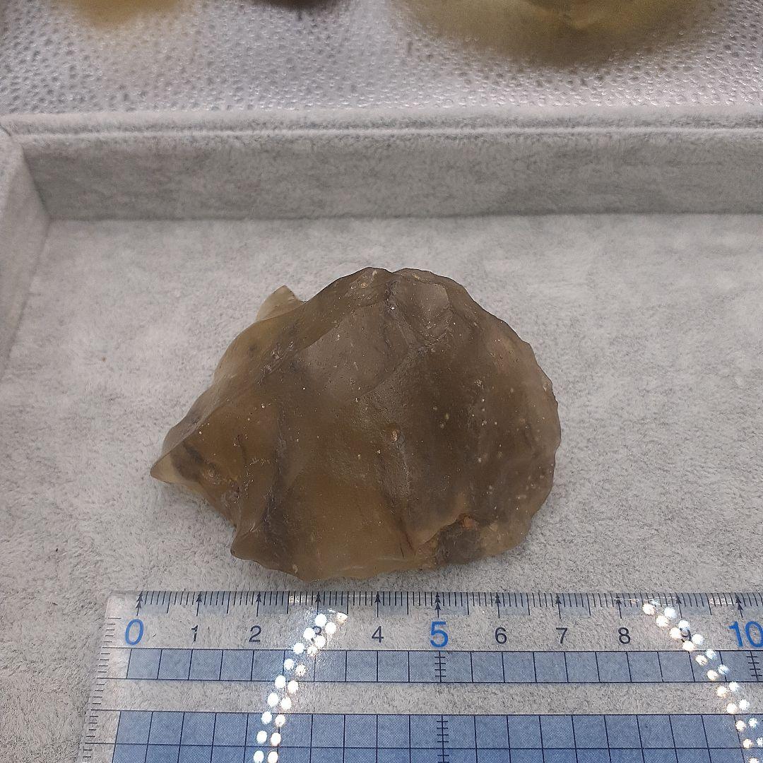 リビアングラス原石　虎柄　値下げ可能