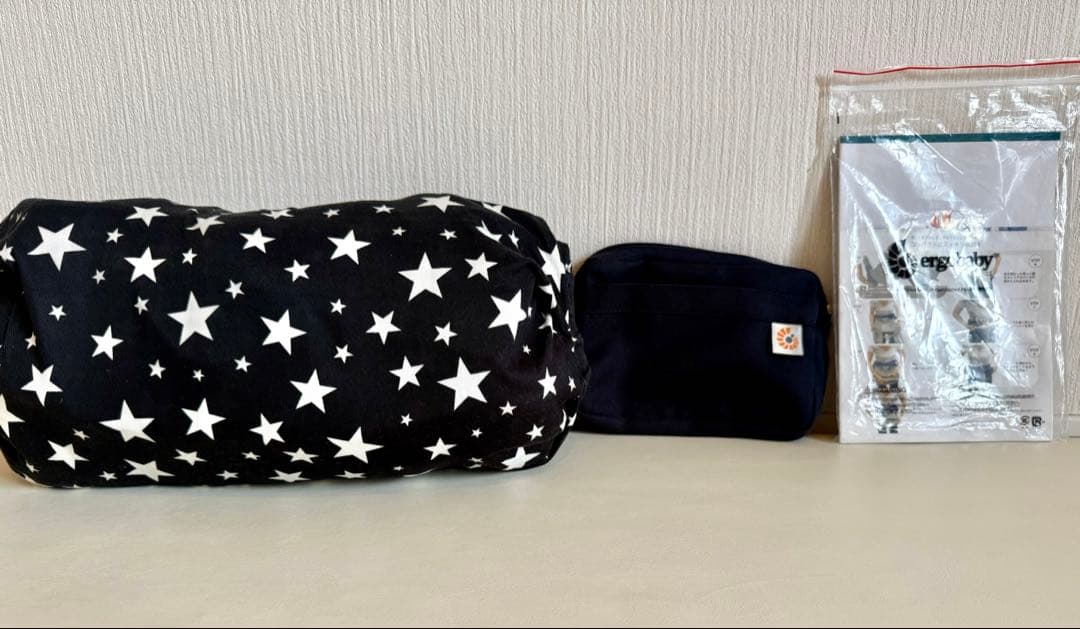 【美品】エルゴ ベビーオムニブリーズ 抱っこ紐 ブラック　オムニ360 星柄