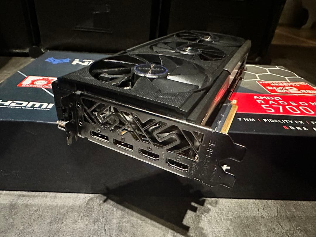グラフィックボード・グラボ・ビデオカード Sapphire Nitro+ Radeon RX 5700 XT