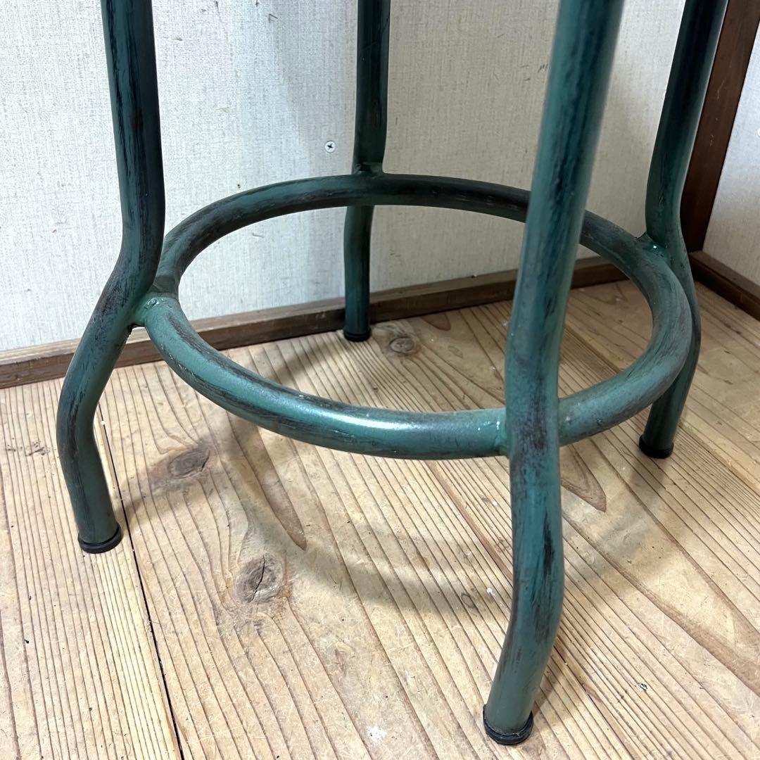 チーク材とアイアンのスツール 緑 ヴィンテージスタイル グリーン 木製座面 椅子