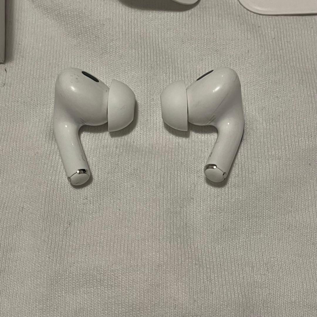 Apple AirPods Pro（第2世代）　箱付き　即日発送　消毒済み