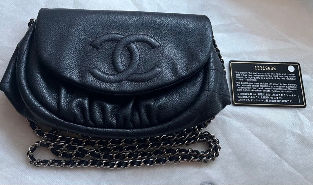 美品　シャネル ハーフムーンショルダーバッグ　チェーンウォレット キャビアスキン