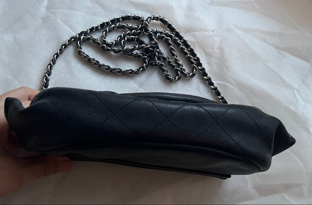 美品　シャネル ハーフムーンショルダーバッグ　チェーンウォレット キャビアスキン