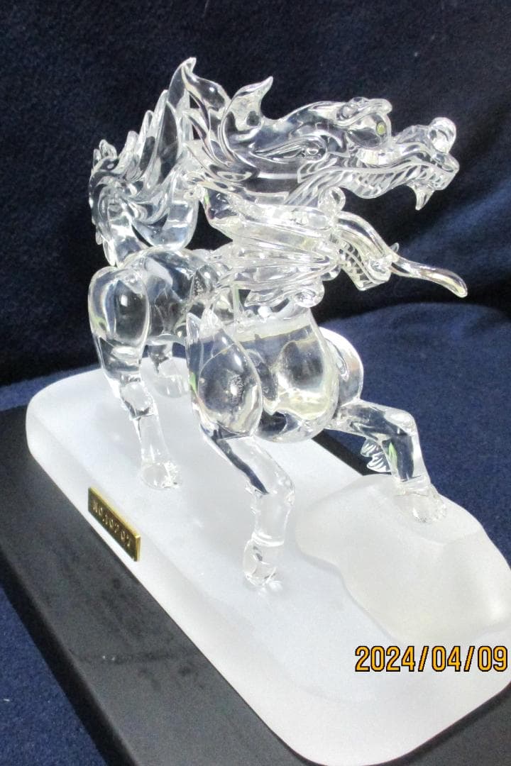 四神百虎　水晶　美術工芸品　証明書付き　風水　伝統工芸品　山梨県水晶美術彫刻