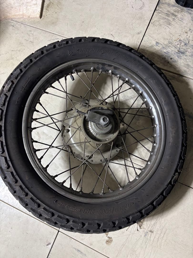 トライアンフ　リアドラムホイール　triumph 英車