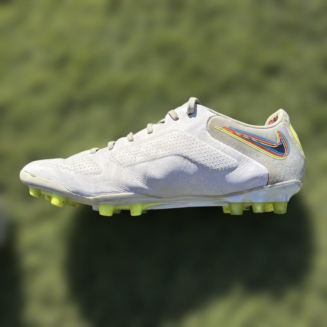 Nike Tiempo エリートAGサッカーシューズ・スパイク