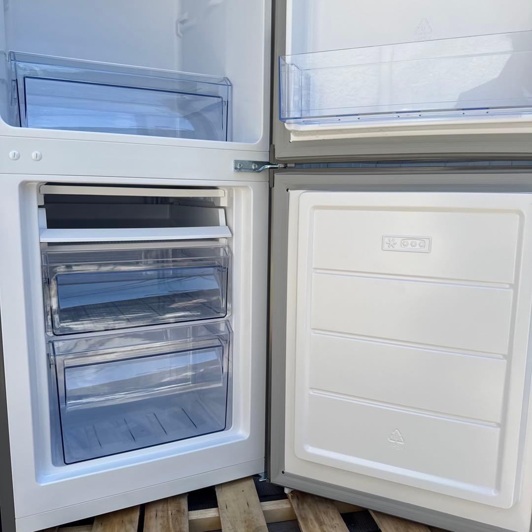 TCL 2024年製 2ドア冷蔵庫 173L 静音、省エネ設計 スリムサイズ