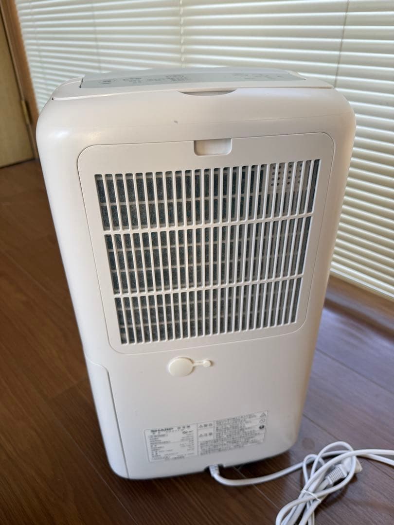 シャープ 衣類乾燥 除湿機 CV-P71 8畳