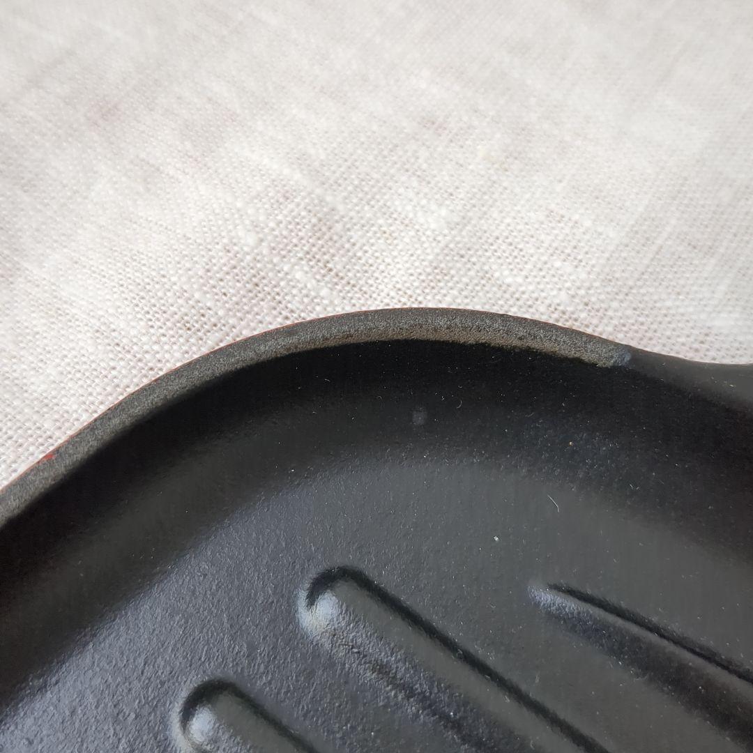 ル・クルーゼ　鋳鉄グリルパン　取り外し可能なハンドル付き　折りたたみ