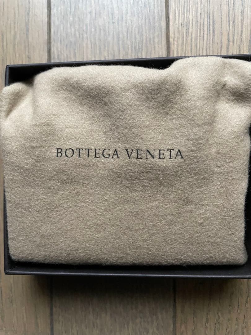 【Giulietta】ボッテガヴェネタ　名刺カードケース