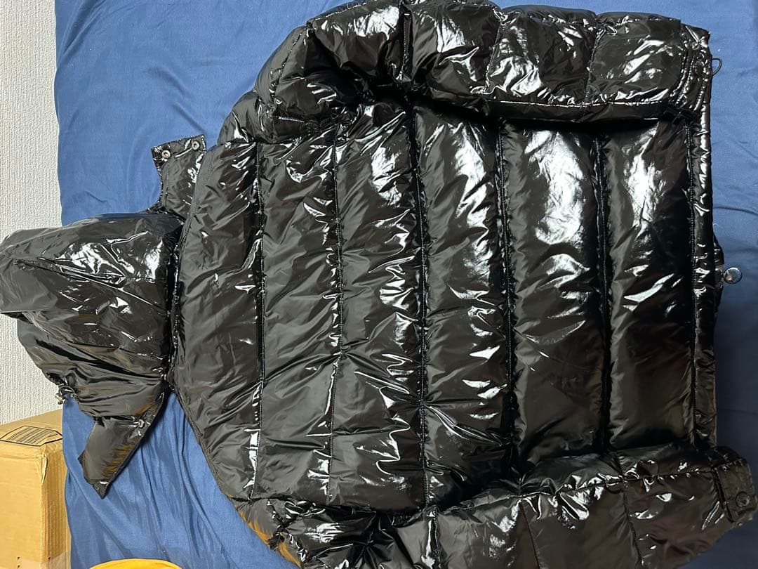 MONCLER ダウンジャケット