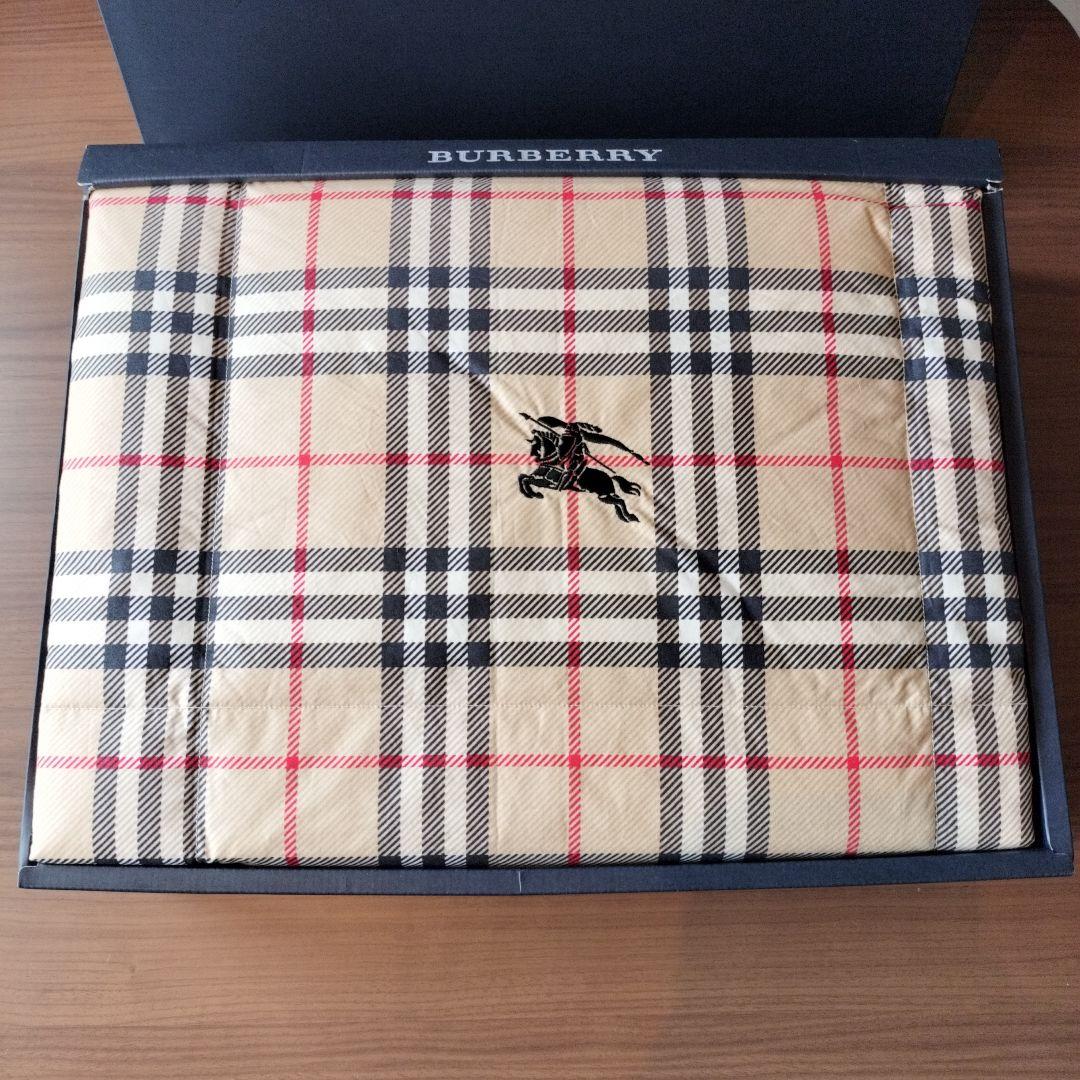 BURBERRY バーバリー 寝具 ダウンケット 羽毛肌掛けふとん 布団 軽量