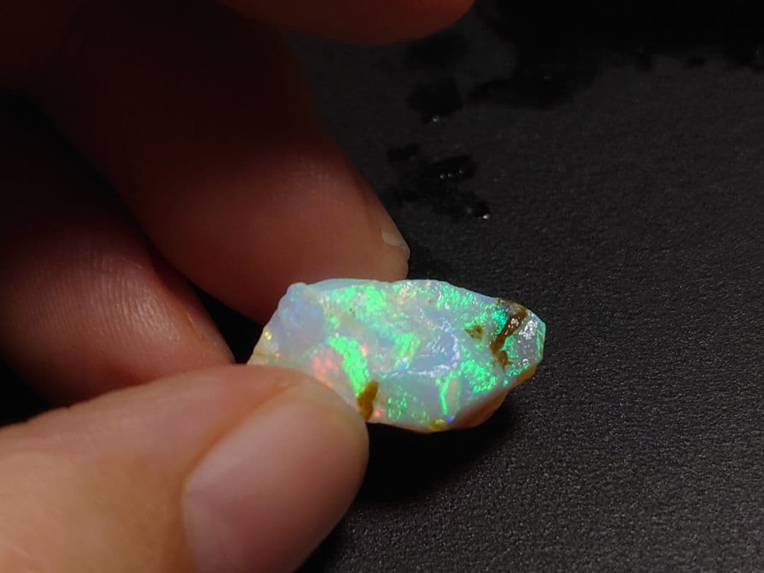 エチオピア　オパール　鉱物　原石　プレシャス　標本　チョーク