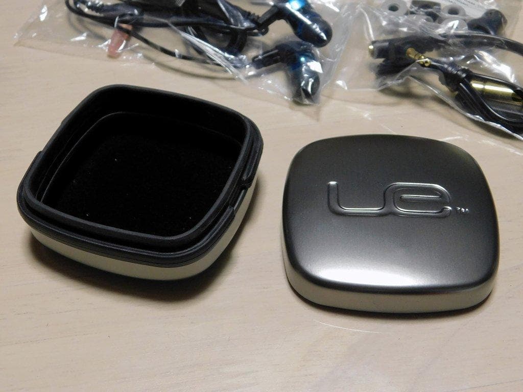 Ultimate Ears TripleFi 10 pro イヤホン