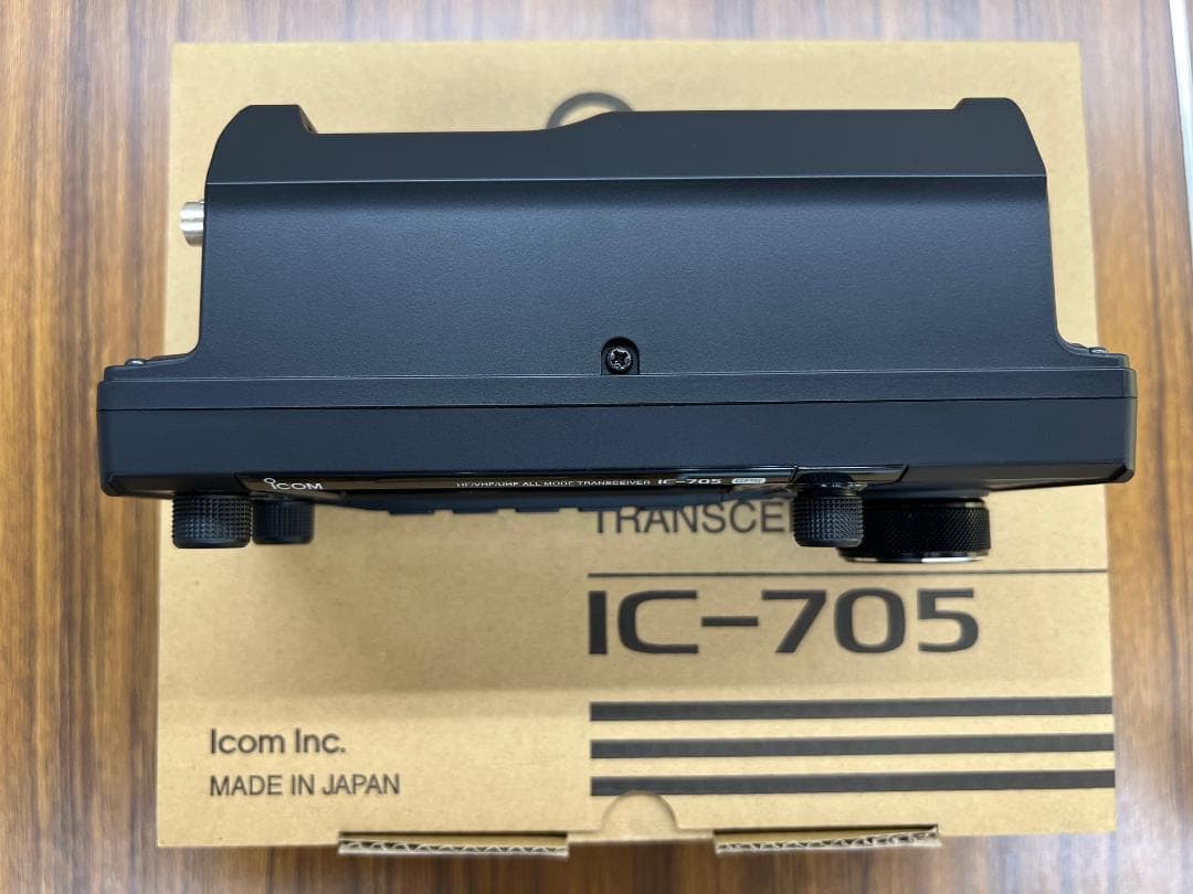 アイコム　ICOM IC-705 おまけ２点付き