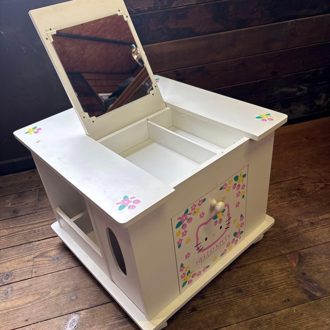 昭和レトロ　サンリオ　ハローキティ　ドレッサー　メイクボックス　机　キャスター付