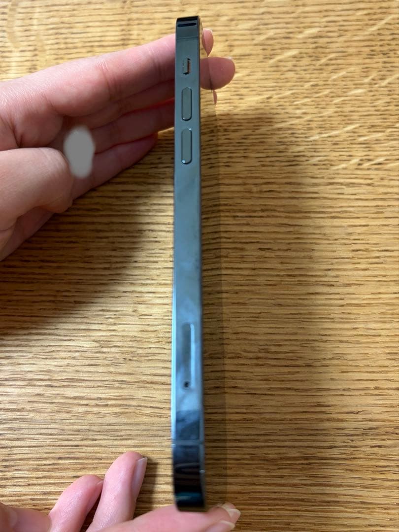 Apple iPhone 12 Pro 128GB バッテリー100%